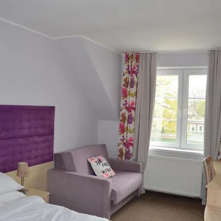 ベッド・アンド・ブレックファスト Landrynka 3*