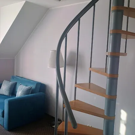 Landrynka Bed & Breakfast 3*