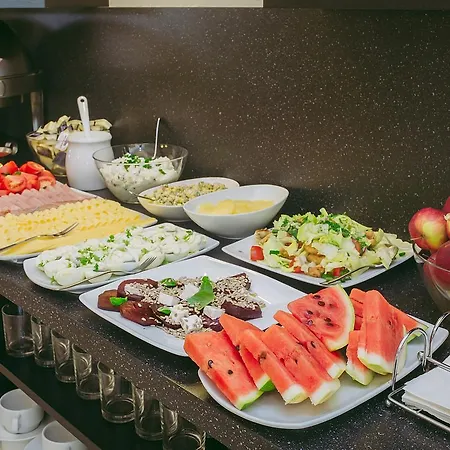 ベッド・アンド・ブレックファスト Landrynka 3*