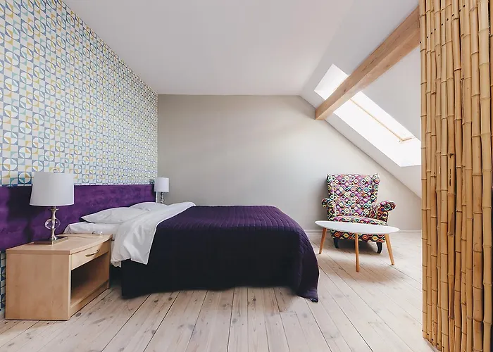 Landrynka Bed & Breakfast 3*